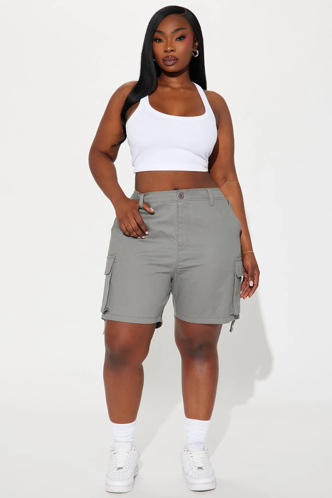 A Classic Favorite Bermuda Short - Grey