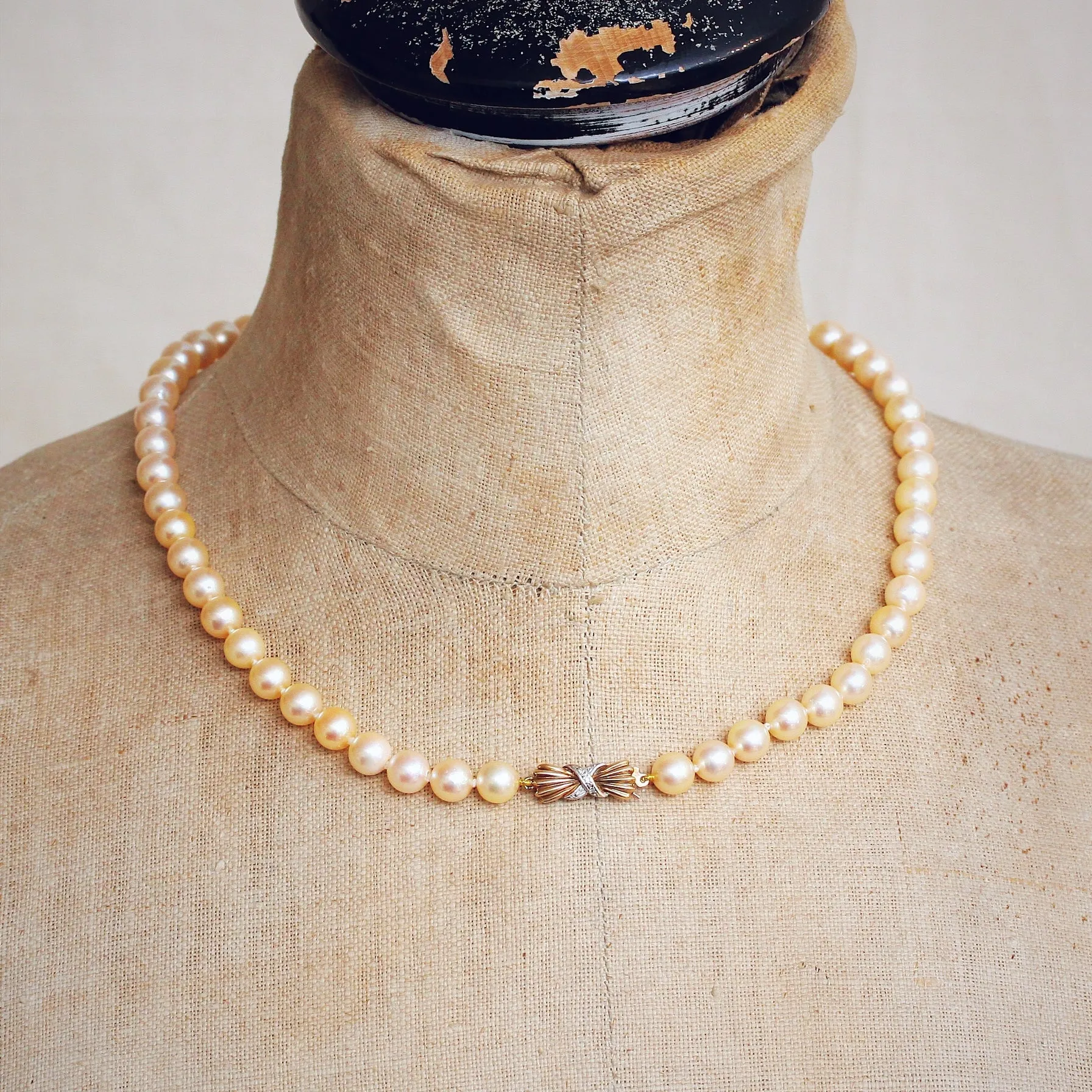 Creme de la Creme Vintage Cultured Pearl Necklace