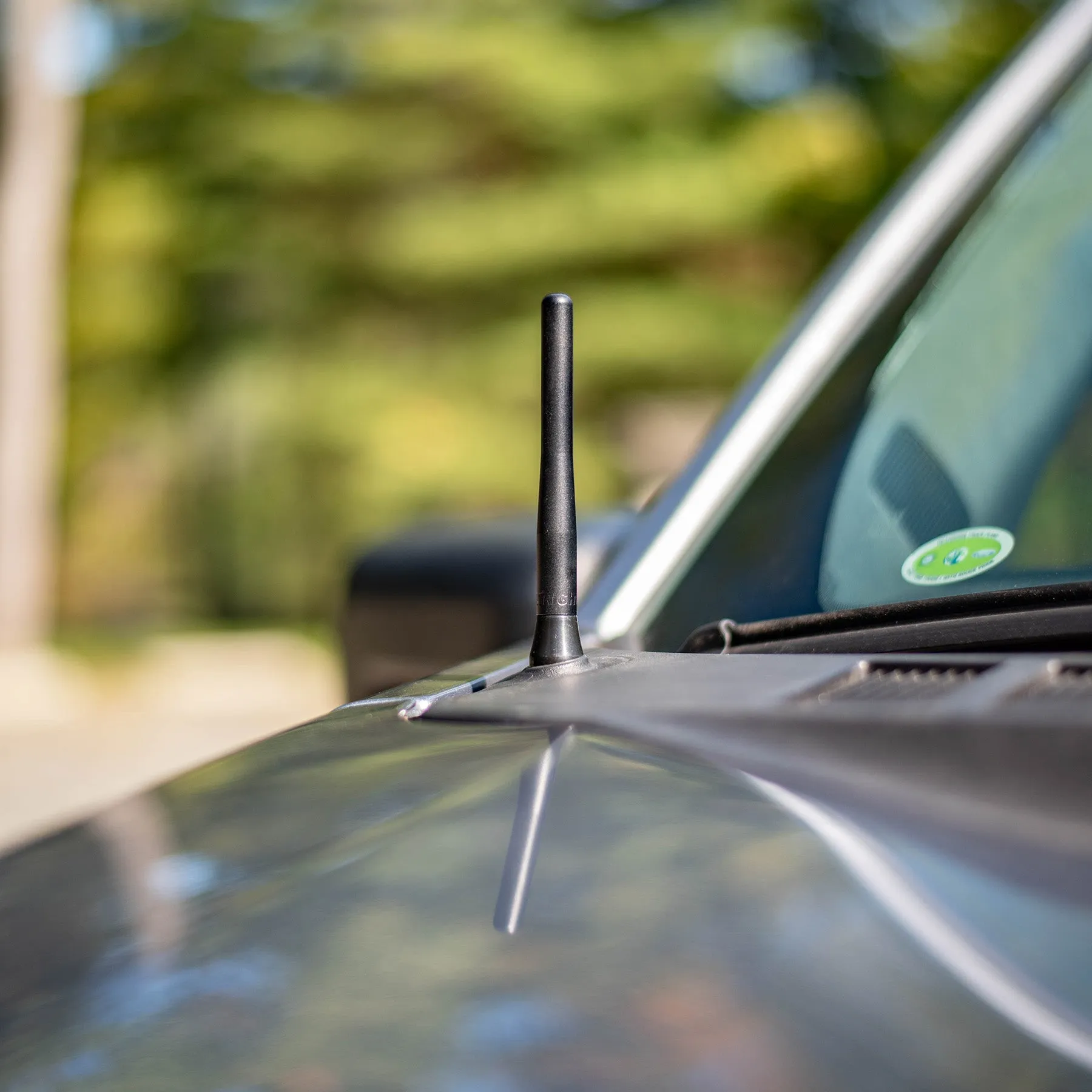 Perfect-Fit Stubby Antenna |  Ford F-150 Lightning (2022 )